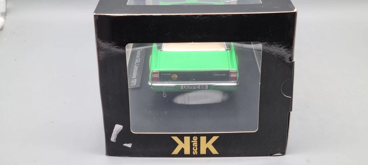 Modellautos 1:18 KK Scale Ford Taunus GXL Limousine 1971 grün OVP