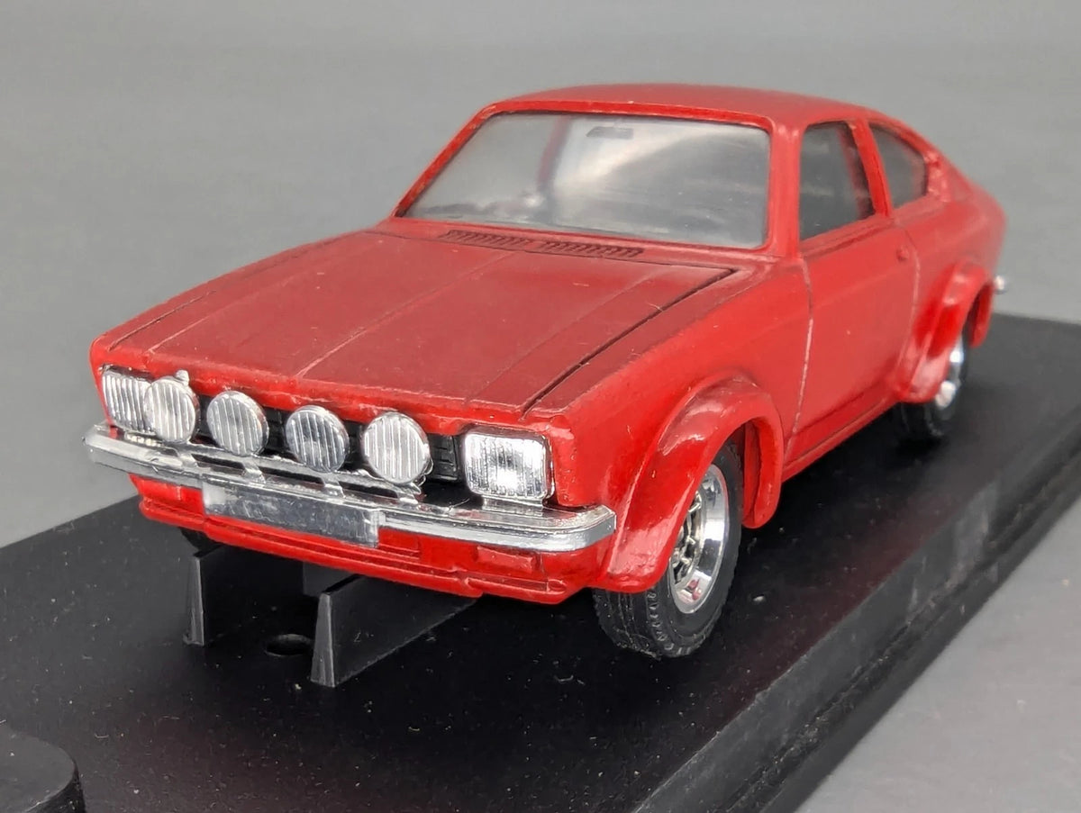 Modellautos 1:43 Verem Opel Kadett Coupe GTE  mit Original Verem Vitrine