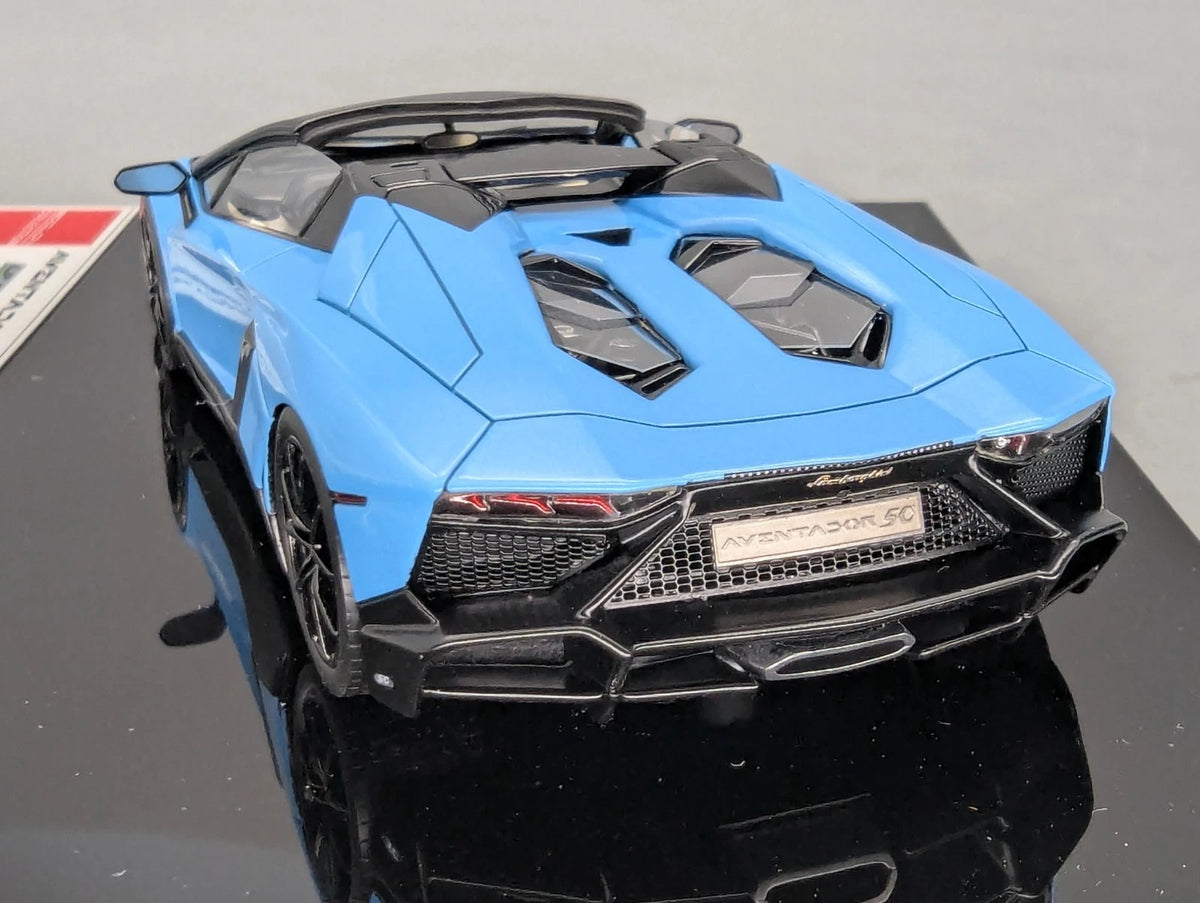 Eidolon Make Up 1:43 Lamborghini Aventador LP720-4 Roadster 01/01 Engine Set OVP