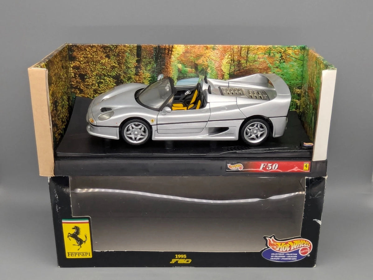 Modellautos 1:18 Hot Wheels Ferrari F50 Spider Silber mit OVP