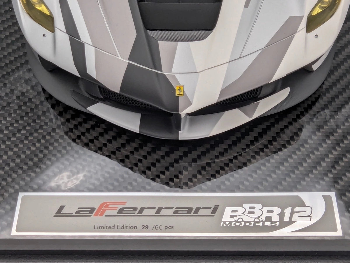Modellautos 1:12 BBR Ferrari LaFerrari 2013 Matt Camouflage Lt 29/60 Vitrine OVP