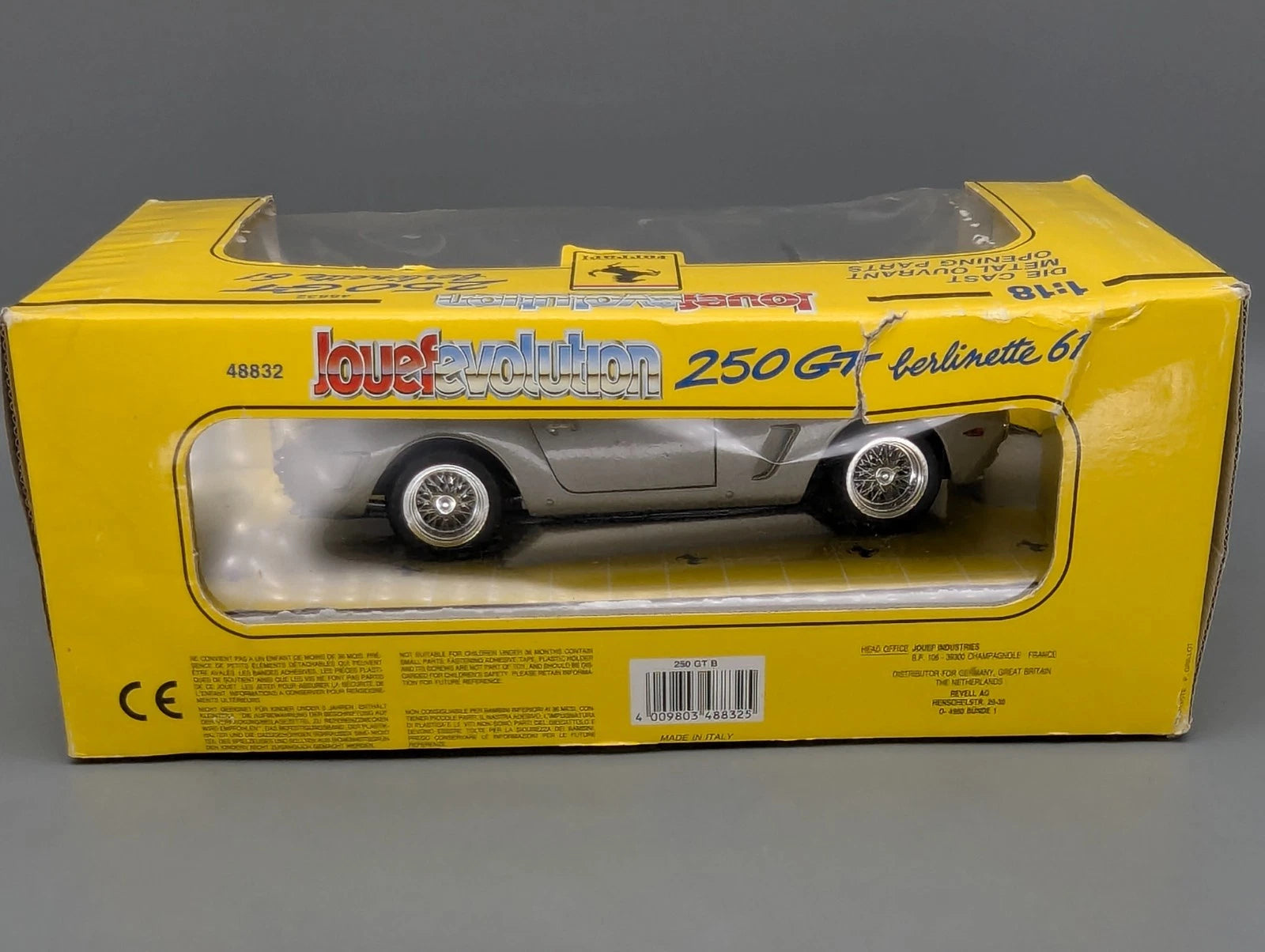 Modellautos 1:18 Revell Ferrari 250 GT Berlinetta 1961 mit OVP