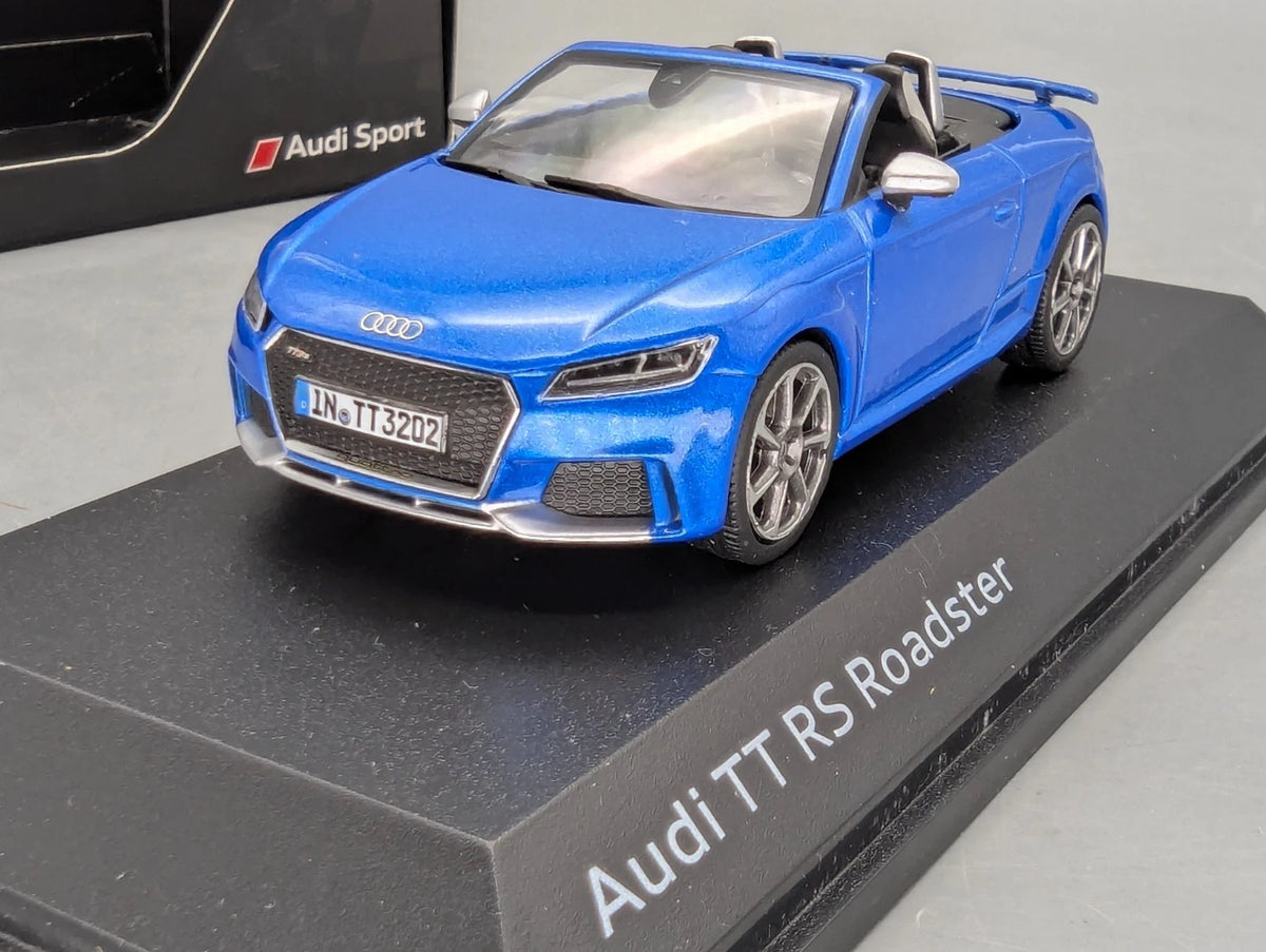 Modellautos 1:43 iScale Audi TT RS Roadster Ara Blau Metallic mit Dealer OVP