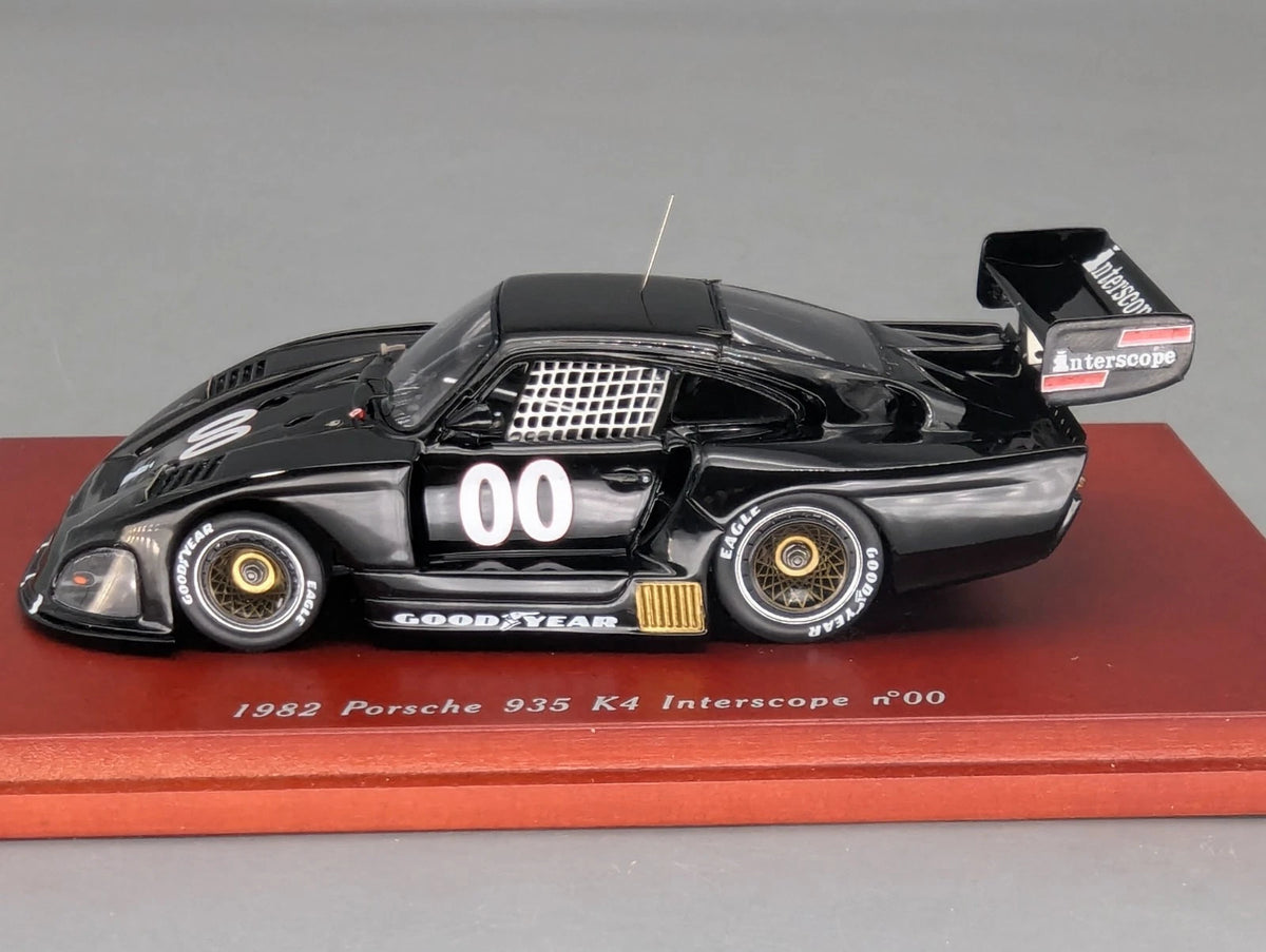 Modellautos 1:43 TrueScale TSM 1982 Porsche 935 K4 Interscope #00 mit OVP