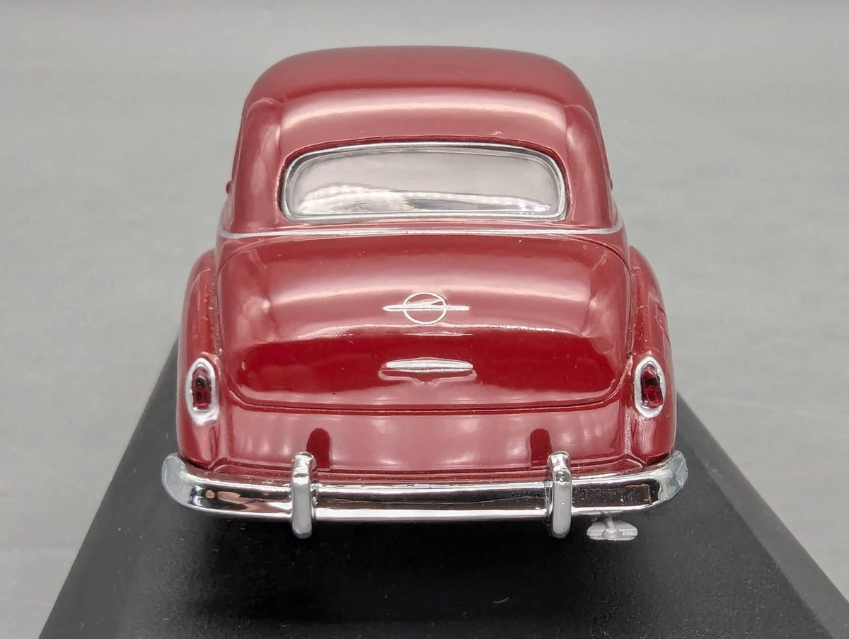 Modellautos 1:43 Minichamps Opel Kapitän 1951 Rot mit OVP