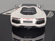 Eidolon Make Up 1:43 Lamborghini Aventador LP760-2 Engine Set Oakley Weiß OVP