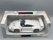 Modellautos 1:18 UT Models Porsche 911 GT1 mit OVP