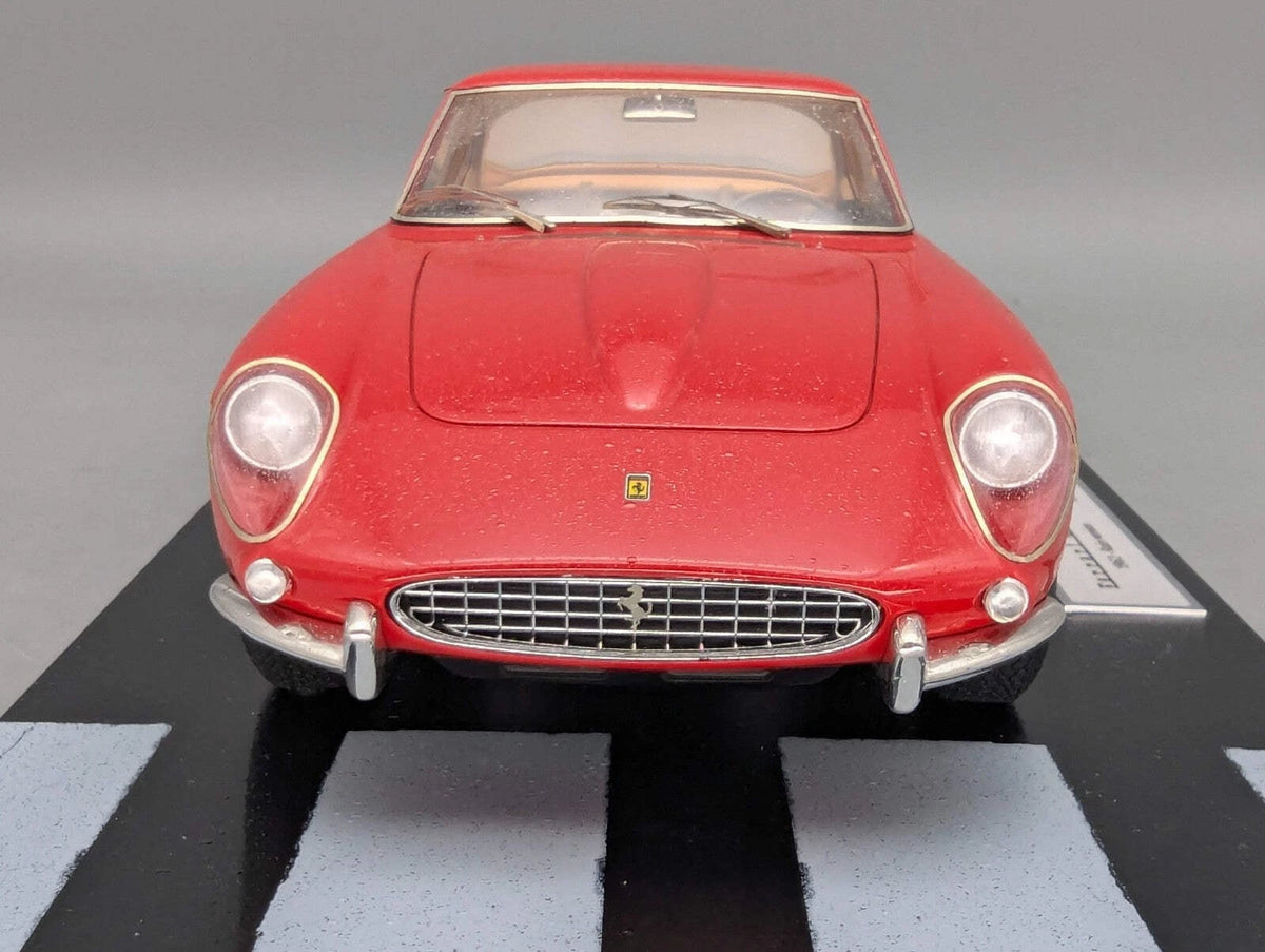 Modellautos 1:18 BBR Ferrari 400 Superamerica 1962 Rain Version 2/6 Vitrine OVP