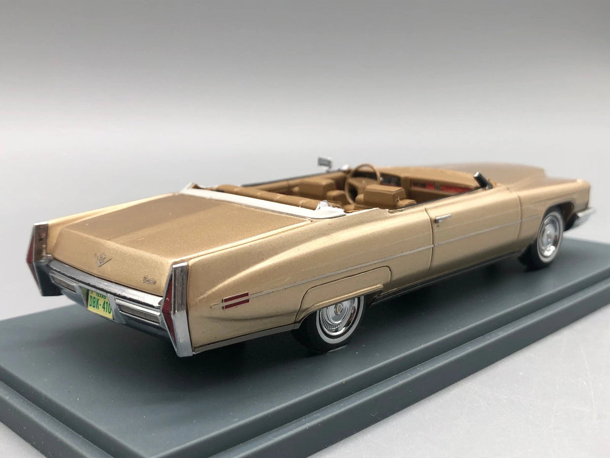 Modellautos 1:43 Neo Scale Models Cadillac Coupe De Ville mit OVP beschädigt