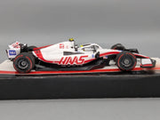 Modellautos 1:18 Minichamps Haas F1 Team VF-22 Bahrain 2022 Mick Schumacher OVP