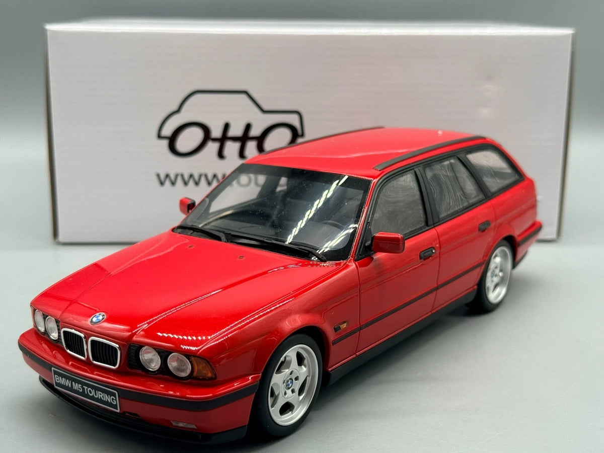 Modellautos 1:18 Otto Mobile BMW M5 Touring Rot mit OVP