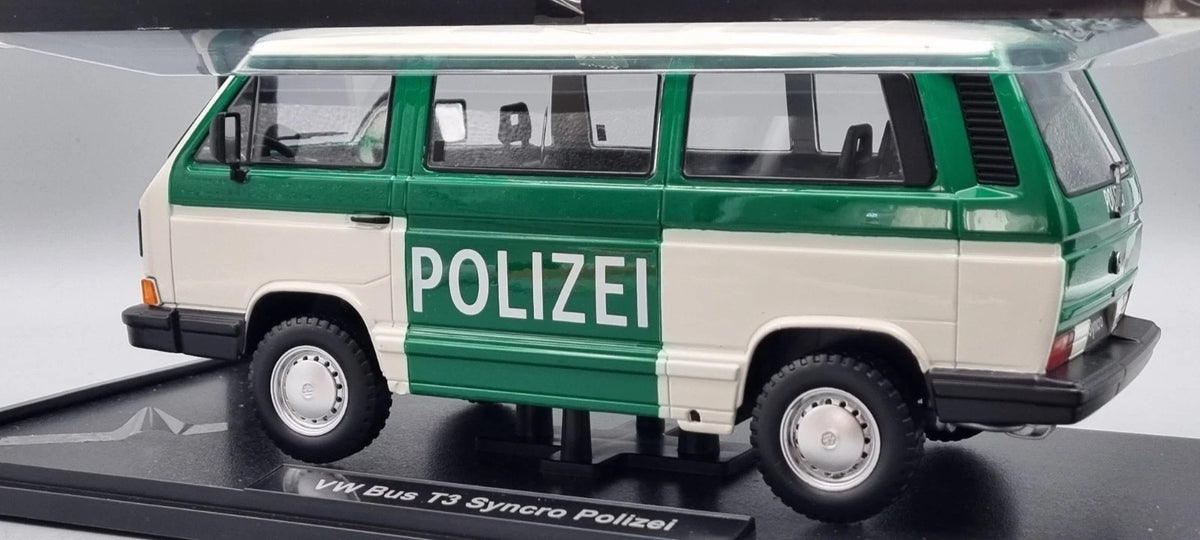 Modellautos 1:18 KK Scale VW Bus T3 Syncro Polizei OVP