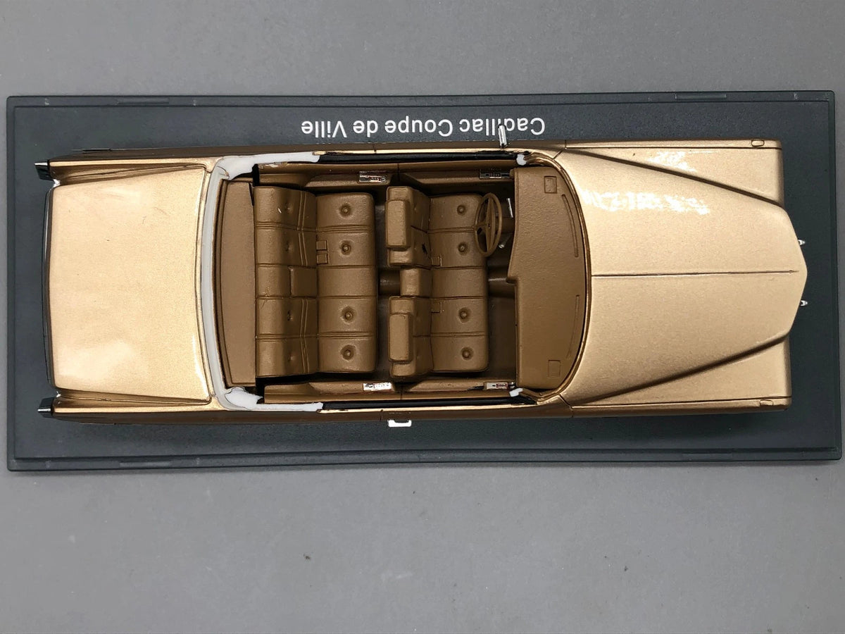 Modellautos 1:43 Neo Scale Models Cadillac Coupe De Ville mit OVP beschädigt