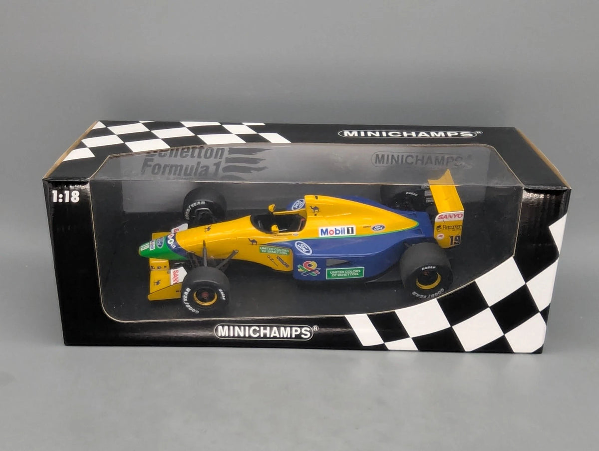 Modellautos 1:18 Minichamps Benetton Ford B191B Early 1992 #19 M. Schumacher OVP