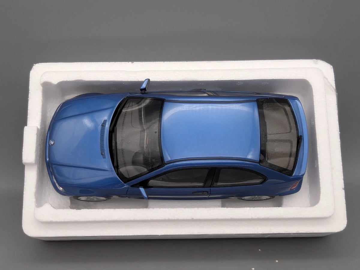 Modellautos 1:18 Otto Mobile OT462 BMW Compact E46 318 TI Blue mit OVP
