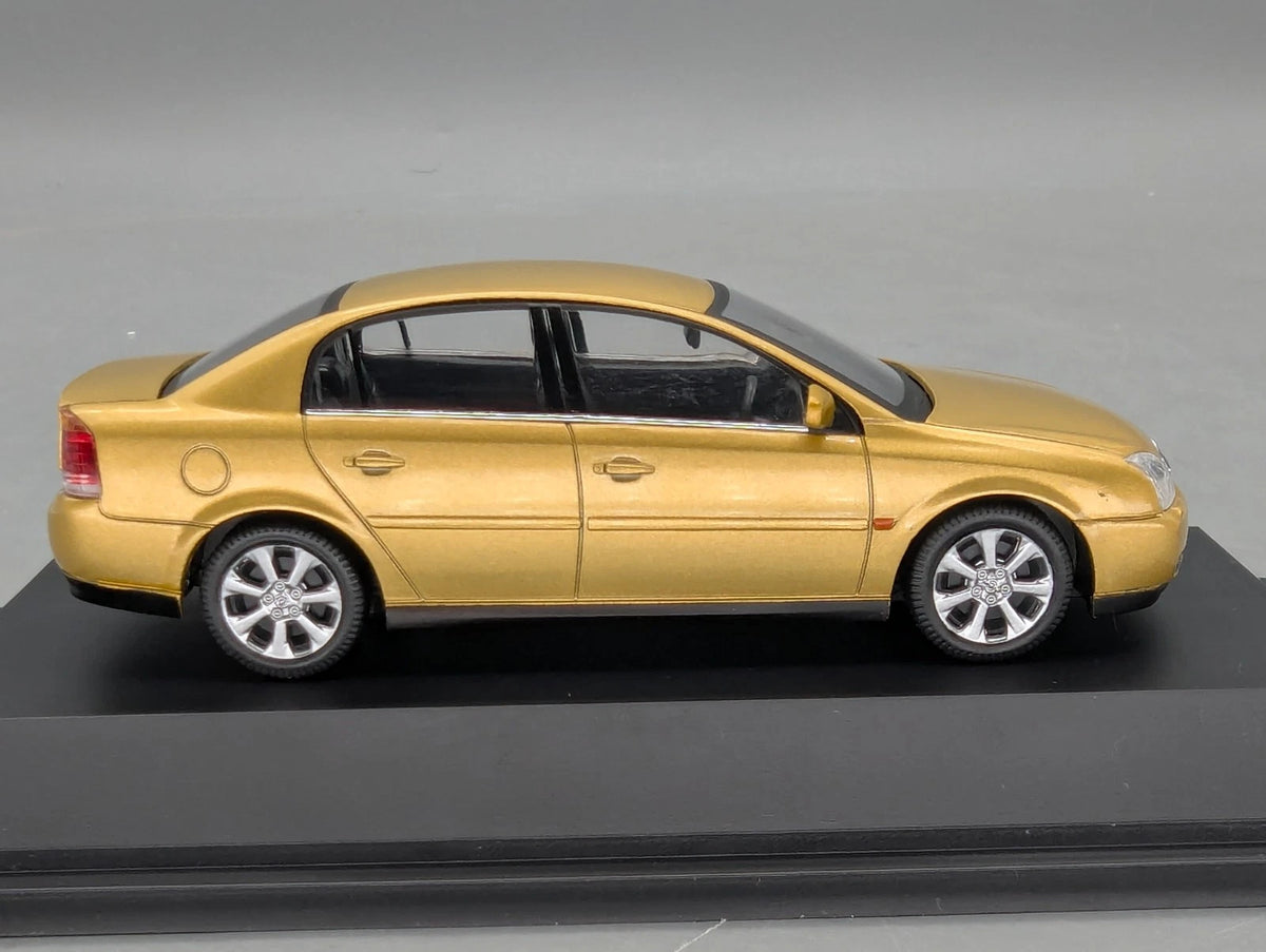 Modellautos 1:43 Schuco Opel Vectra Gold Metallic mit Dealer OVP