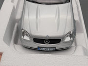 Modellautos 1:18 Norev Mercedes-Benz SLK 1996 Brillant Silver mit OVP
