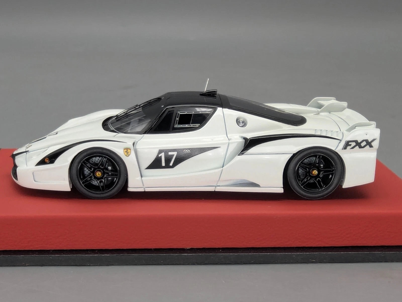 Modellautos 1:43 BBR CALSITO Ferrari FXX Evoluzione #17 Weiß 25/25 OVP