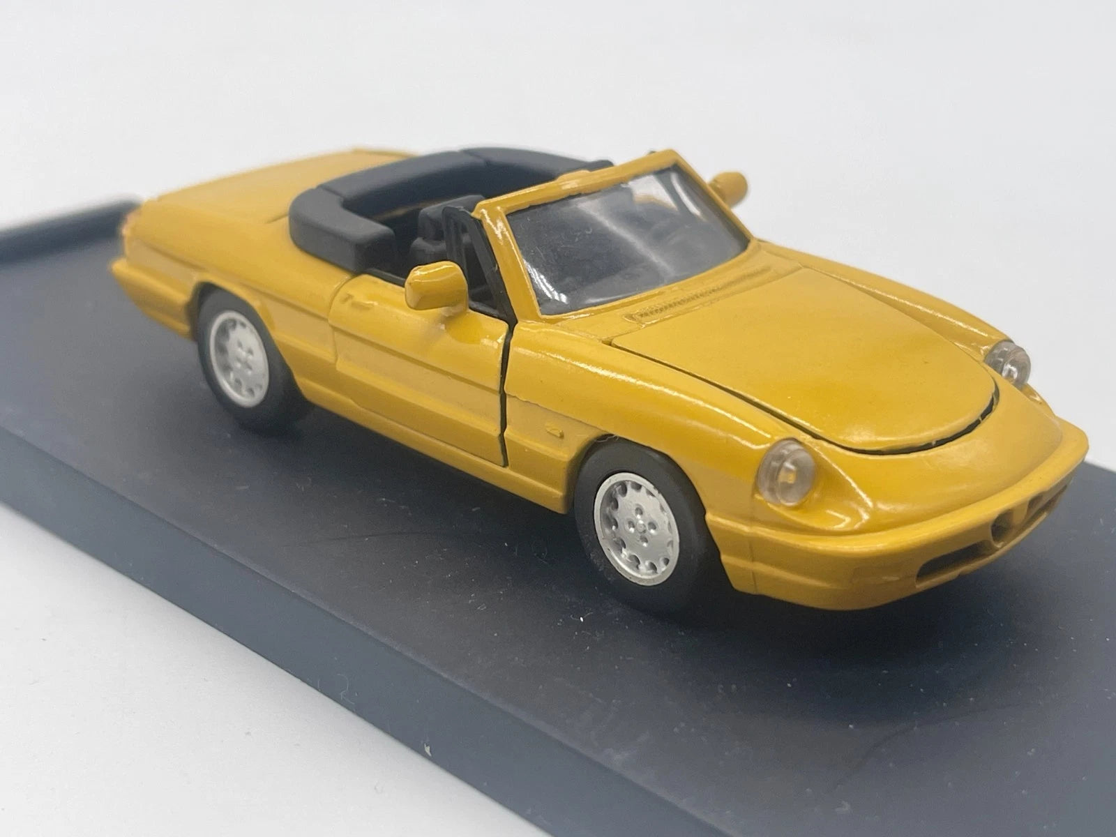 Modellautos 1:43 ARS Model Alfa Romeo Duetto 4. Serie mit OVP
