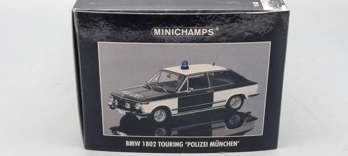 Modellautos 1:18 Minichamps 100 021090 BMW 1802 touring Polizei München OVP