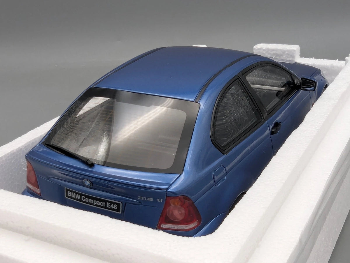 Modellautos 1:18 Otto Mobile OT462 BMW Compact E46 318 TI Blue mit OVP