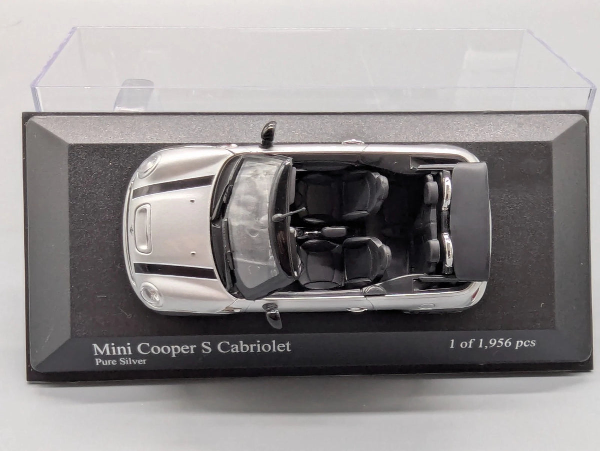 Modellautos 1:43 Minichamps Mini Cooper S Cabriolet 2009 Haube zum Öffnen OVP