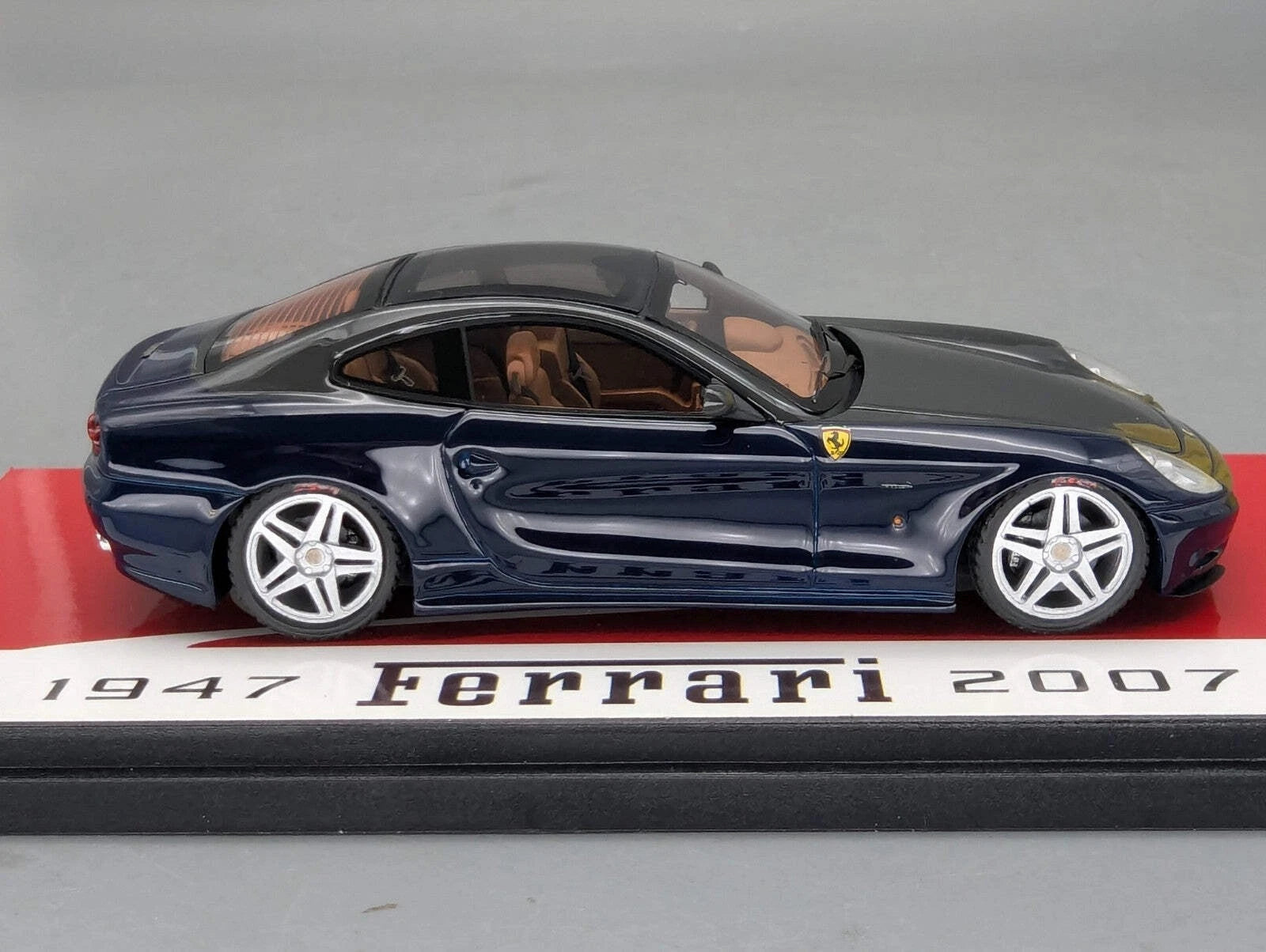 Modellautos 1:43 BBR Ferrari 612 Scaglietti Sessanta 2007 Blau und Grau mit OVP