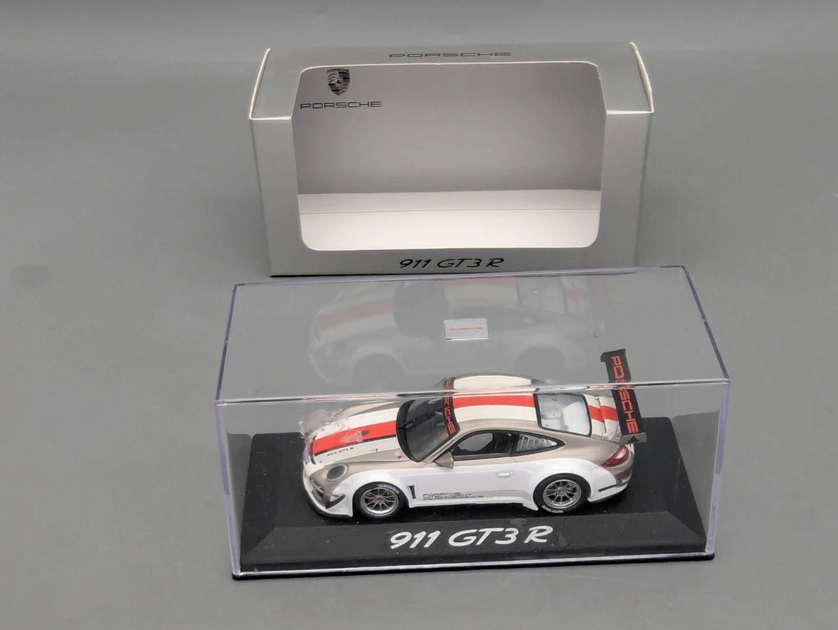 Modellautos 1:43 Minichamps Porsche 911 GT3 R mit WAD Dealer OVP
