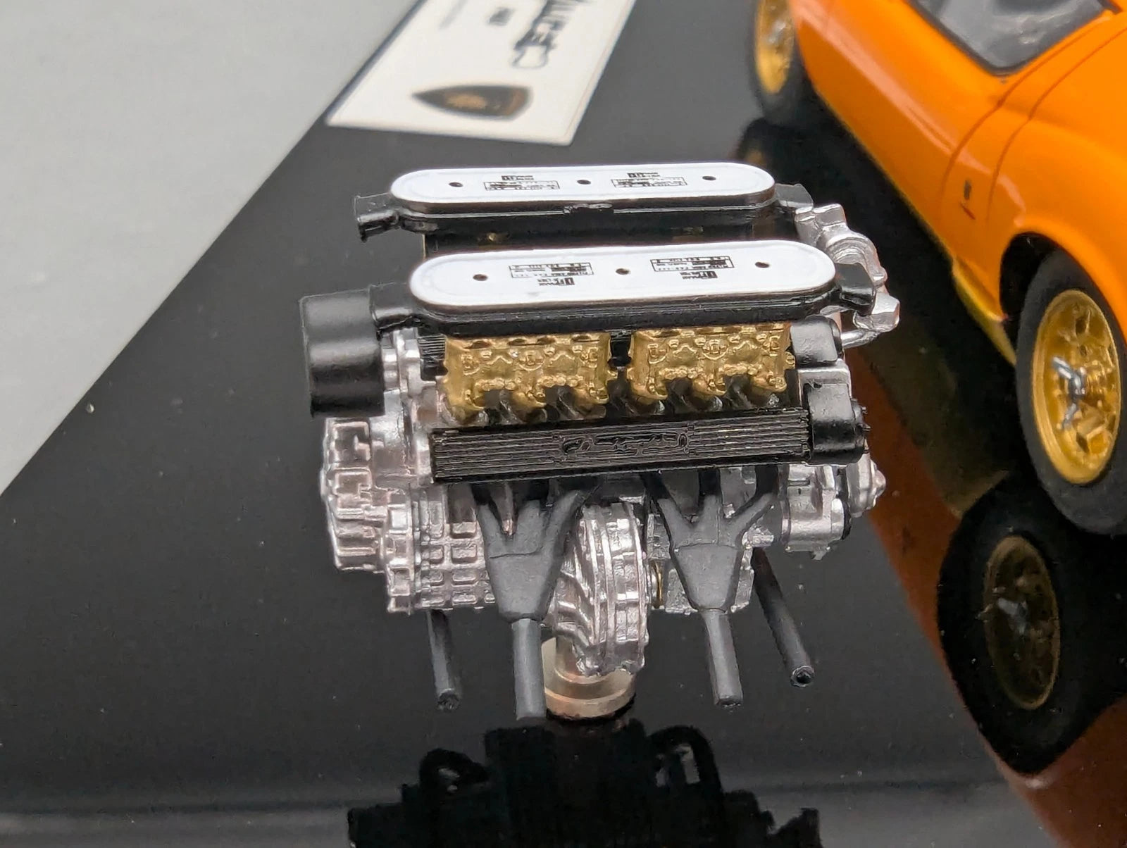 Eidolon Make Up 1:43 Lamborghini Miura P400 1967 Red Engine Set mit OVP