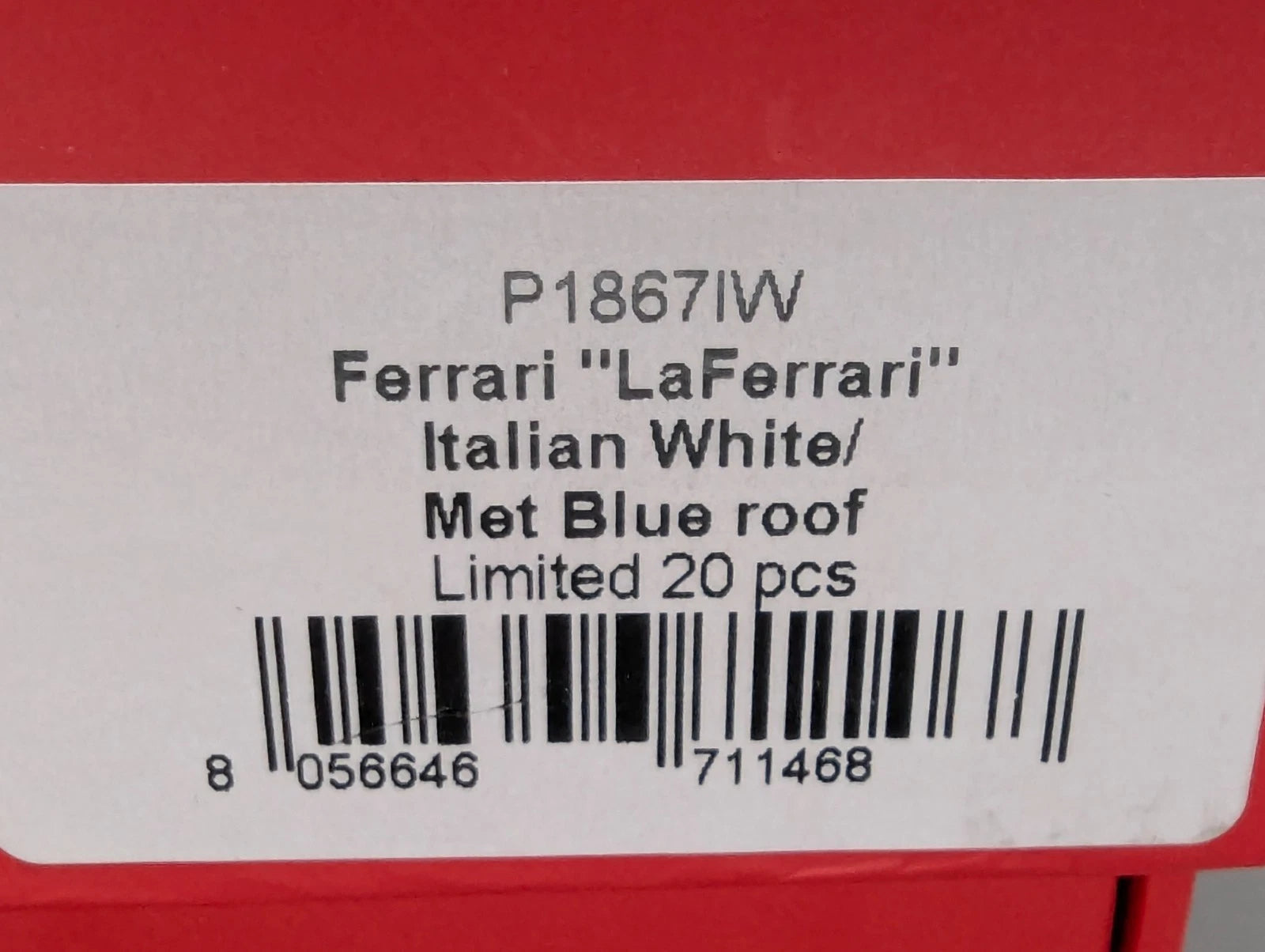 Modellautos 1:18 BBR Ferrari LaFerrari Italian White Ltd 12/20 mit Vitrine OVP