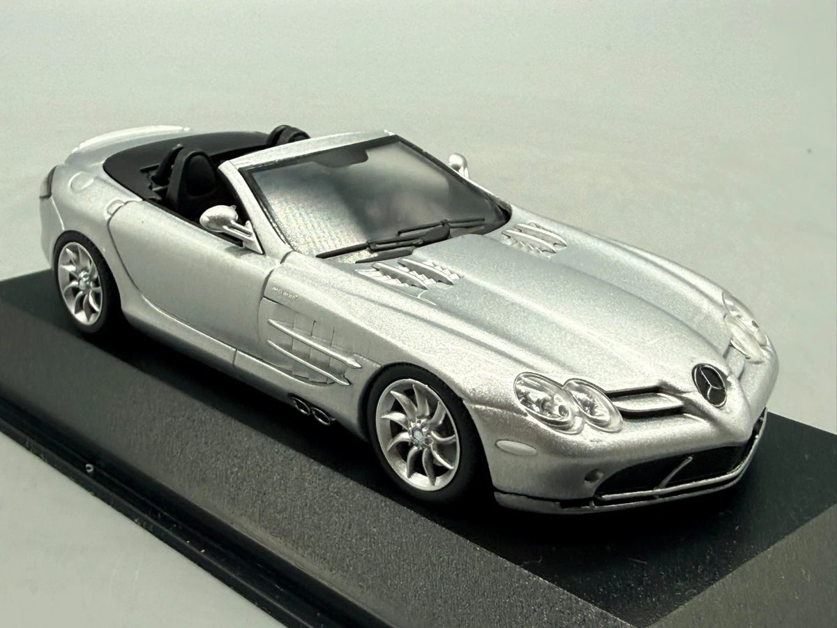 Modellautos 1:43 Minichamps  Mercedes-Benz SLR McLaren Roadster mit OVP