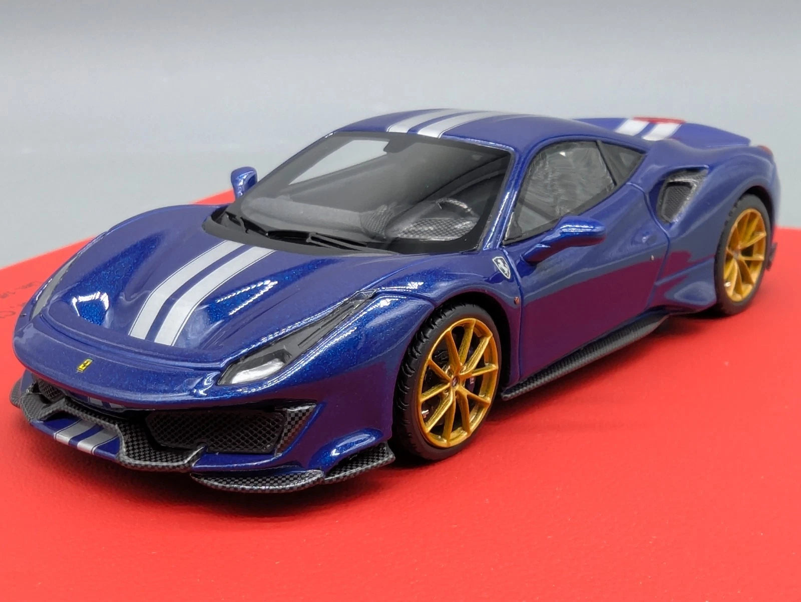 Modellautos 1:43 BBR Ferrari 488 Pista LHD Leirer CH Limited 1/5 Medium Base OVP