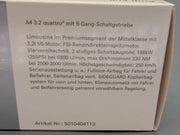 Modellautos 1:43 Minichamps Audi A4  3.2 Quattro 6-Gang Eissilber mit Dealer OVP