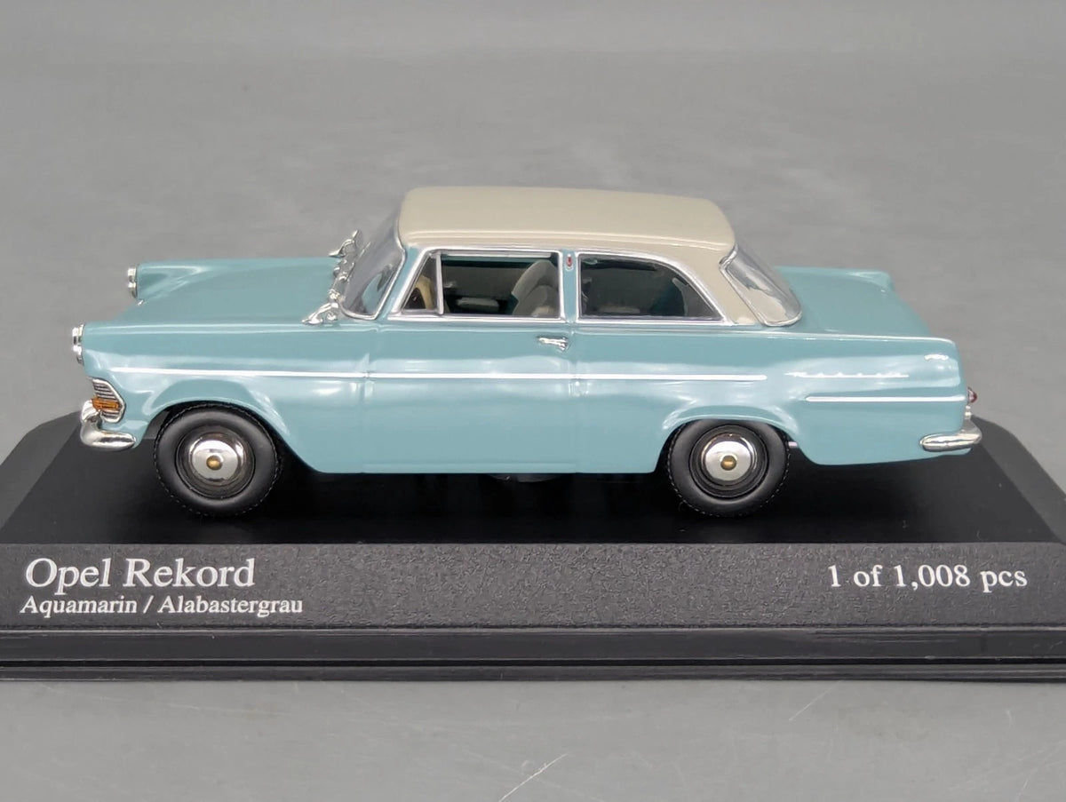Modellautos 1:43 Minichamps Opel Rekord P2 1960 Blau Grau mit OVP