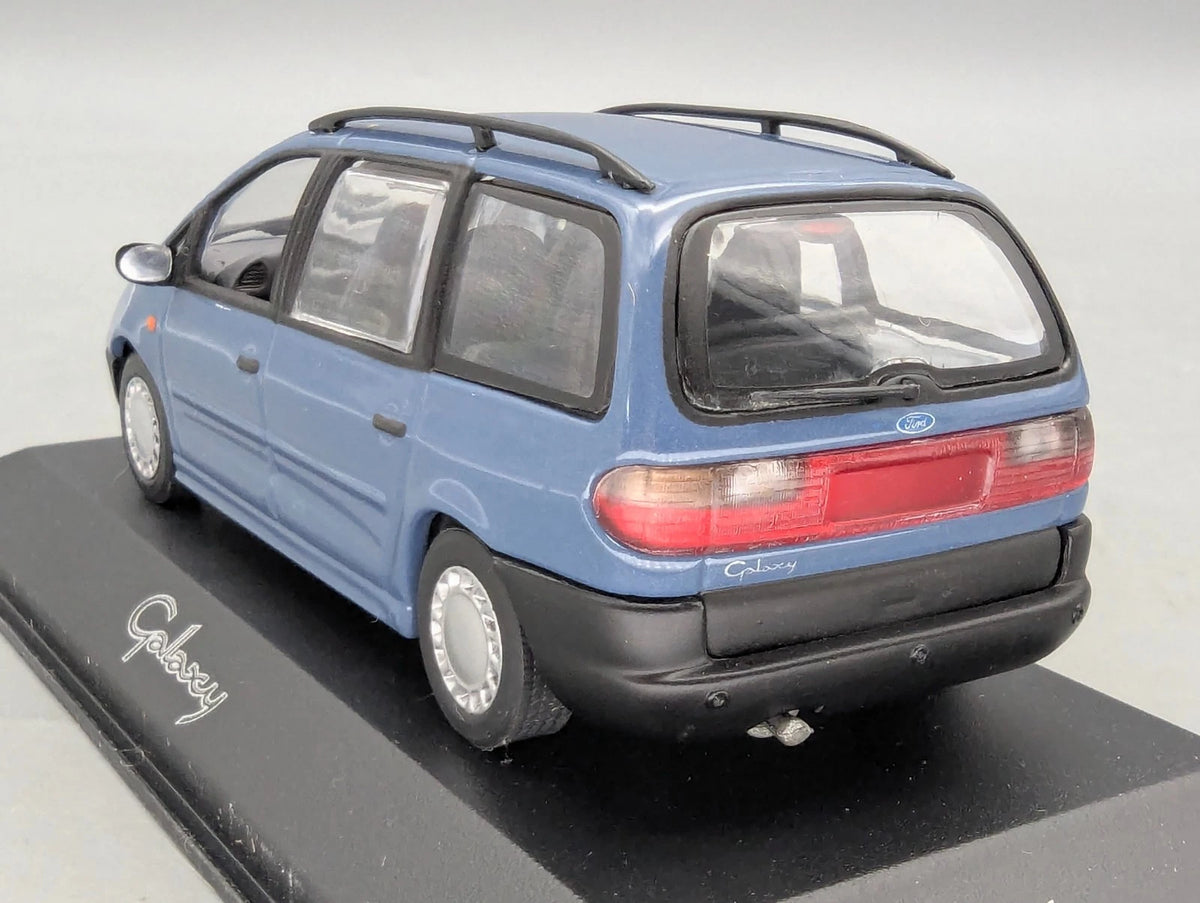 Modellautos 1:43 Minichamps Ford Galaxy mit  Dealer OVP