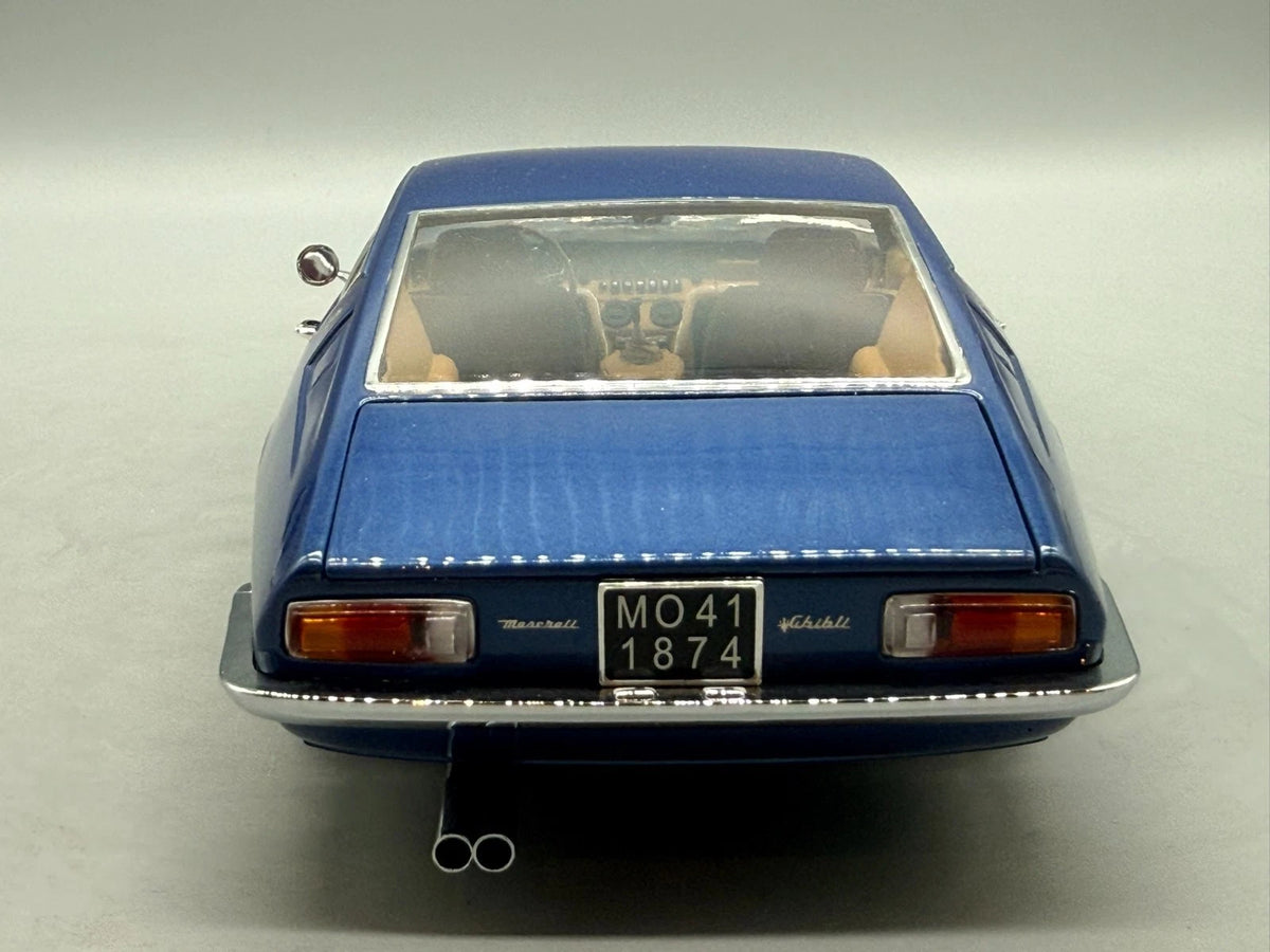 Modellautos 1:18 Minichamps Maserati Ghibli 1969 mit OVP