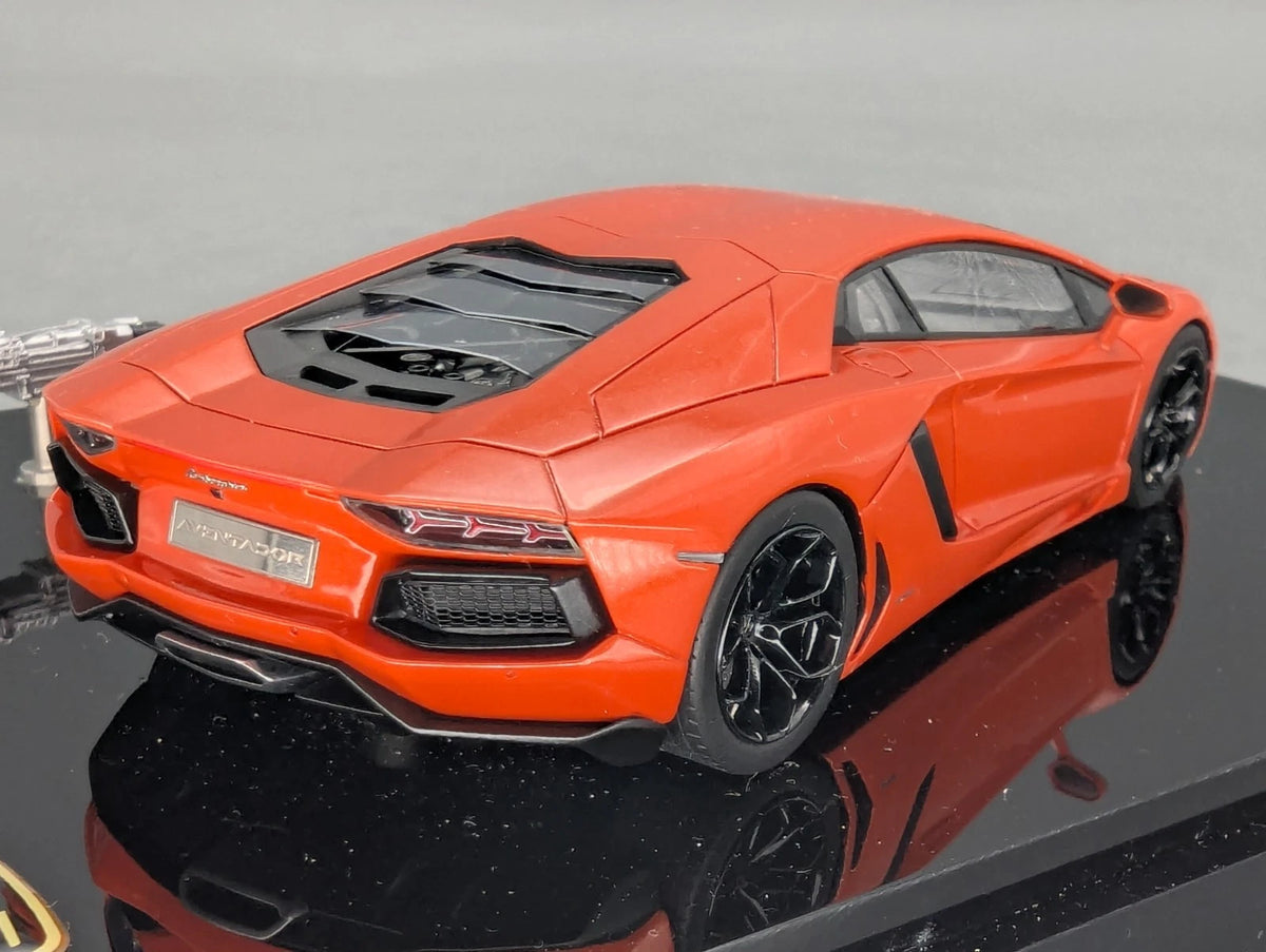 Eidolon Make Up 1:43 Lamborghini Aventador LP700-4 2011 Engine Set Arancio OVP