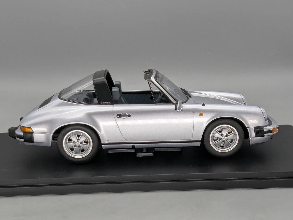 Modellautos 1:18 KK-Scale Porsche 911 Carrera Targa 3.2 1988 Silber mit OVP