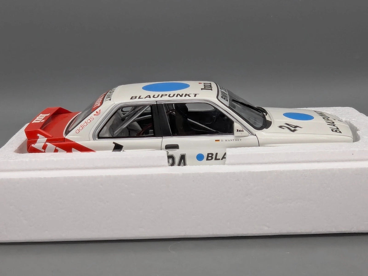 Modellautos 1:18 Minichamps BMW M3 DTM 1987 #24 O. Manthey mit OVP