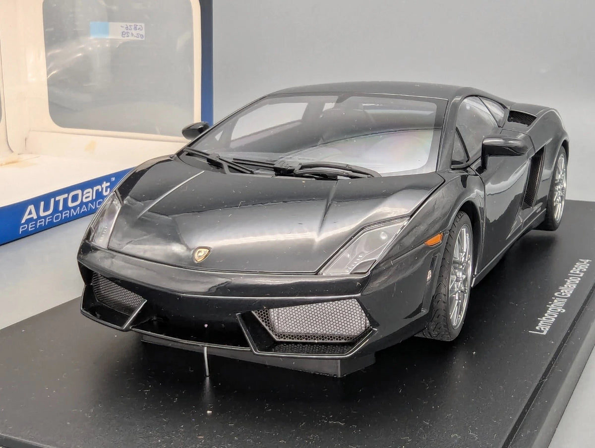 Modellautos 1:18 Autoart 74589 Lamborghini Gallardo LP560-4 Black Met. mit OVP