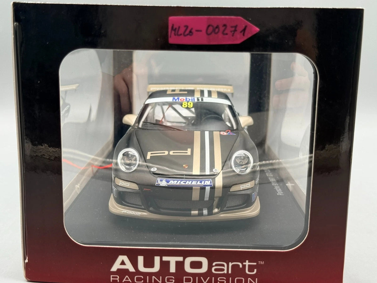 Modellautos 1:18 AUTOart Racing Division Porsche 911 (997) GT3 CUP #89 mit OVP