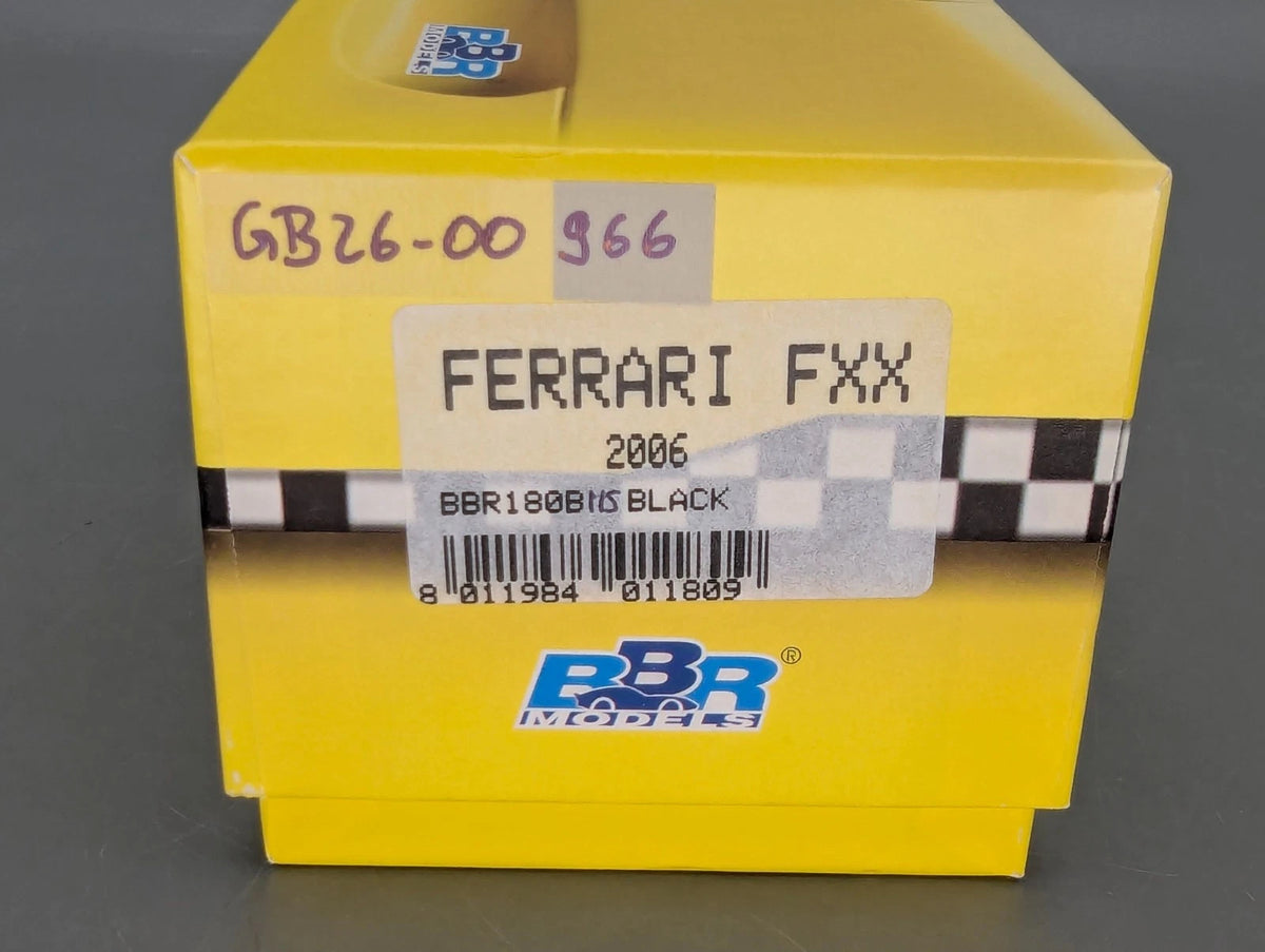 Modellautos 1:43 BBR Ferrari FXX  2006 Black #30 M. Schumacher mit Vitrine + OVP