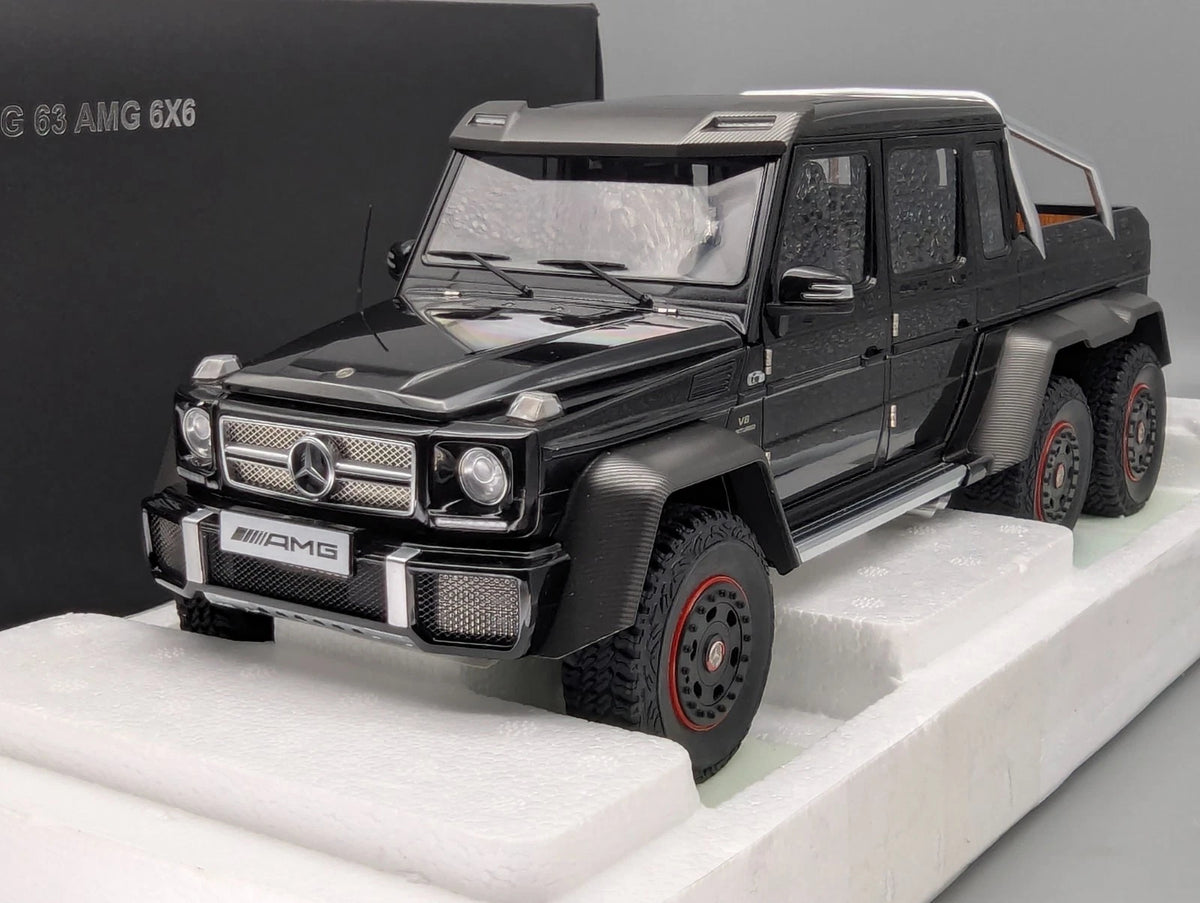Modellautos 1:18 AUTOart Signature Mercedes Benz G63 AMG 6x6 Gloss Black mit OVP