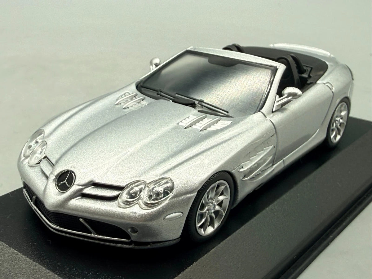 Modellautos 1:43 Minichamps  Mercedes-Benz SLR McLaren Roadster mit OVP