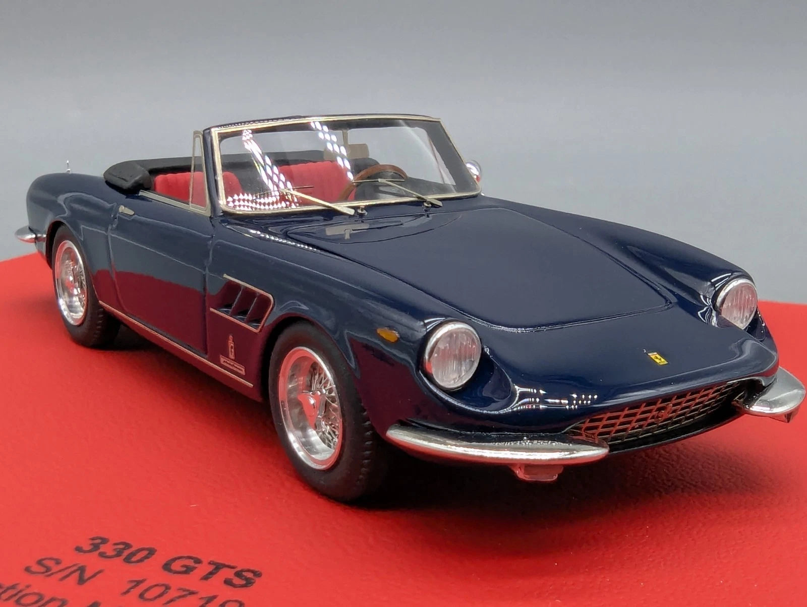 Modellautos 1:43 BBR Ferrari 330 GTS Auction Monaco 2014 Limited 01/05 mit OVP