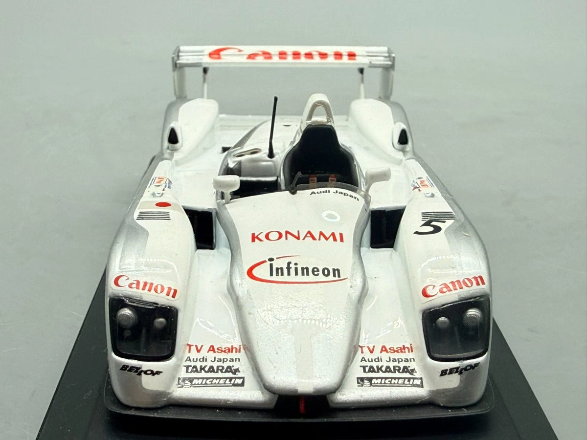 Modellautos 1:43 Minichamps Audi R8 Le Mans 24h 2003 #5 mit OVP
