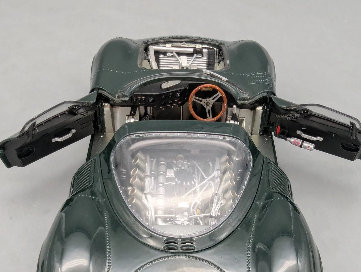 Modellautos 1:18 AUTOart 73541 Jaguar XJ13 Grün mit OVP