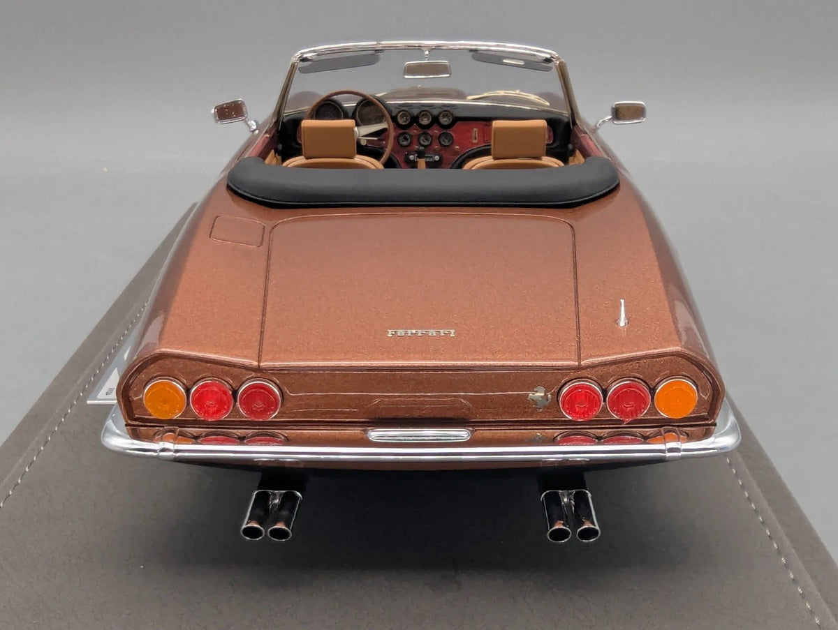 Modellautos 1:18 BBR Ferrari 365 California S/N 9631 Fred Sweet Ltd 01/24 OVP