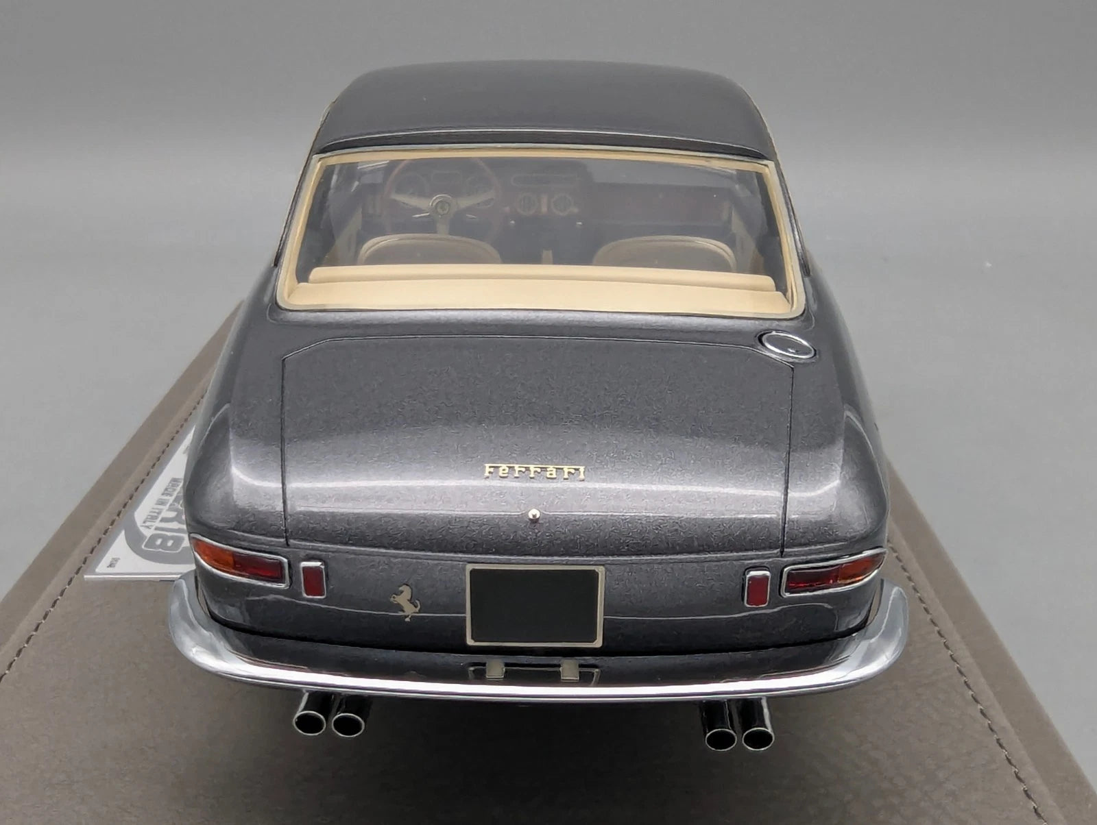 Modellautos 1:18 BBR Ferrari 330 GT 2+2 Limitiert 1/48 Lederplatte Vitrine OVP