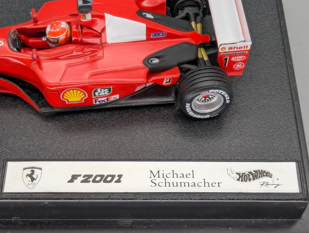 Modellautos 1:43 Hot Wheels Racing Ferrari F2001 #1 Schumacher mit OVP